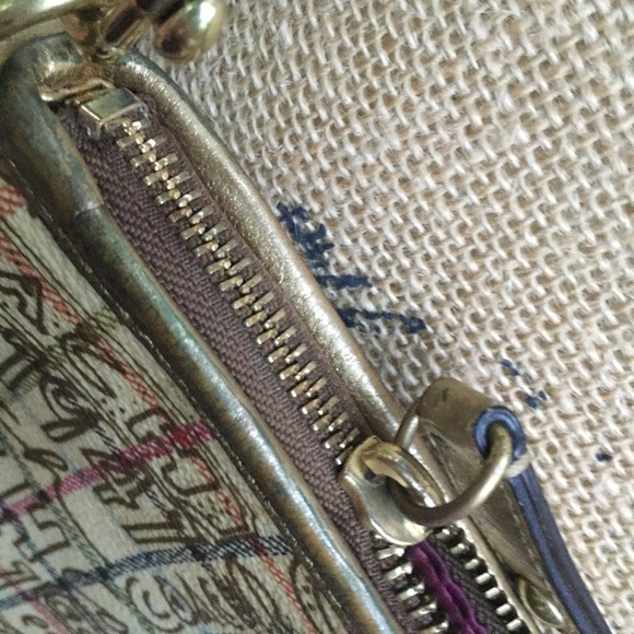 Authentic Coach Signature Graffiti Crossbo… - Picture 7 of 11